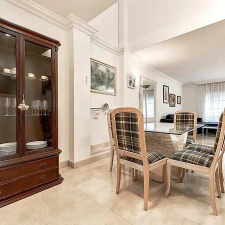 Townhouse In La Duquesa Holiday home *