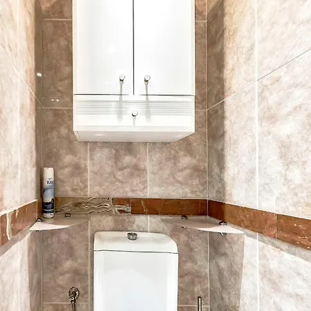Townhouse In La Duquesa *